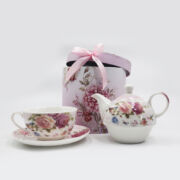 Porcelain teapot set for one with cup & saucer