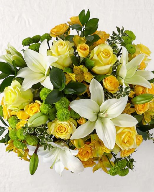 Shades of yellow - seasonal bouquet Mauritius
